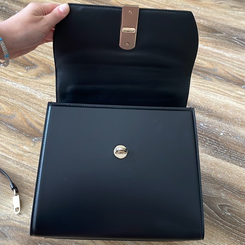 Salvatore Ferragamo Boxyz 2Way Gancini Bag Large Size - Picture 10 of 16